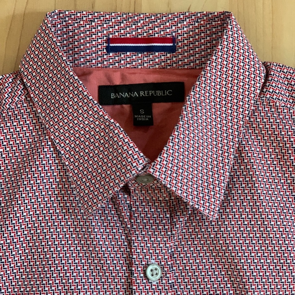 Banana Republic Men’s shirt - Small
